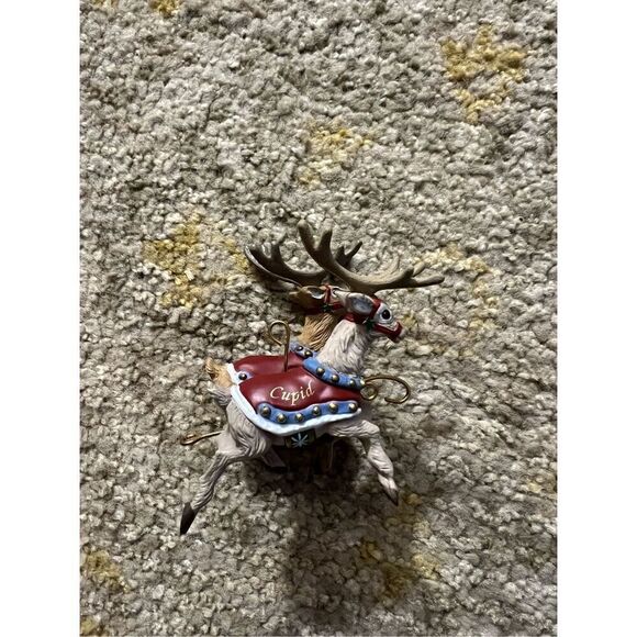 Hallmark Keepsake Comet & Cupid Reindeer Ornament 3rd Of 5 Ornament - Picture 4 of 7